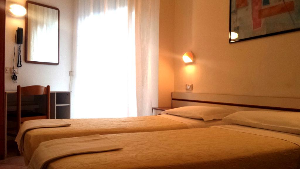 Hotel Galles 3*
