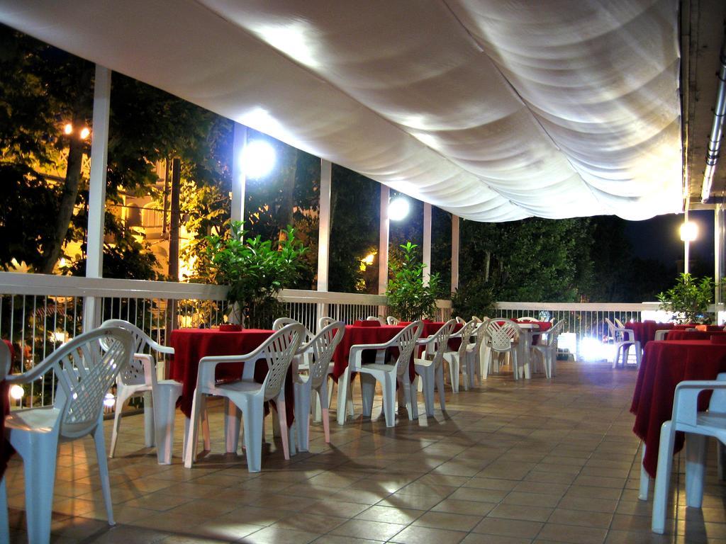 Galles 3* Rimini